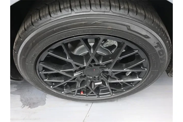 $22838 : Honda Accord 2024 LX 4dr Sed image 8