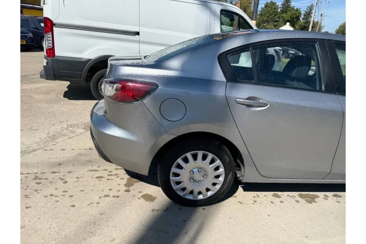 $4995 : 2011 MAZDA3 i Sport image 8