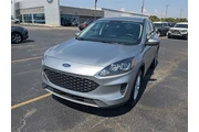 $17388 : Ford Escape 2021 SE 4dr SUV thumbnail