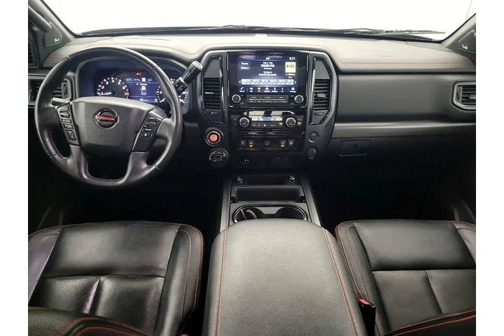 $30998 : Nissan Titan 2021 4x4 PRO-4X image 9