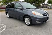 $8900 : 2009 Sienna XLE thumbnail