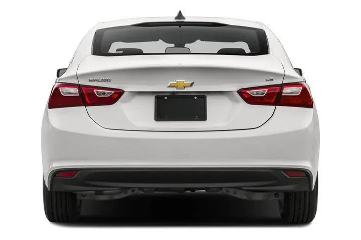2017 Malibu LS image 6