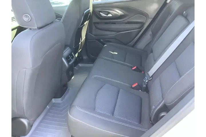 $21950 : GMC Terrain 2022 AWD SLE 4dr image 9