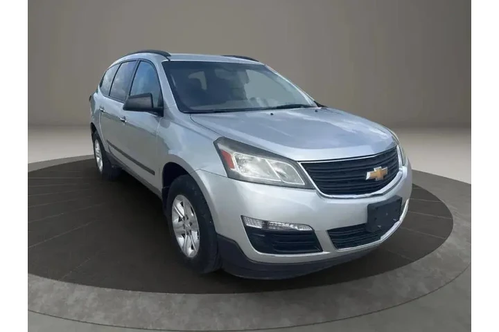 $6400 : 2015 Traverse LS image 9