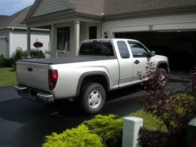 $3000 : 2006 Chevrolet Colorado LS image 3