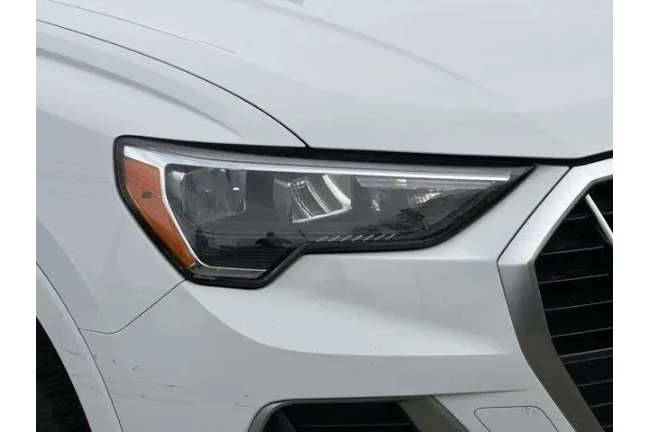 $18595 : Audi Q3 2021 AWD quattro Pre image 7