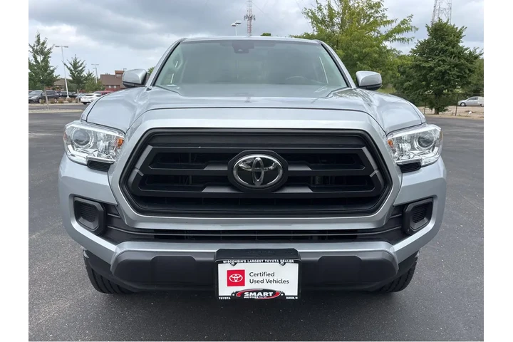 $30800 : Gold Certified2023 Tacoma SR image 8