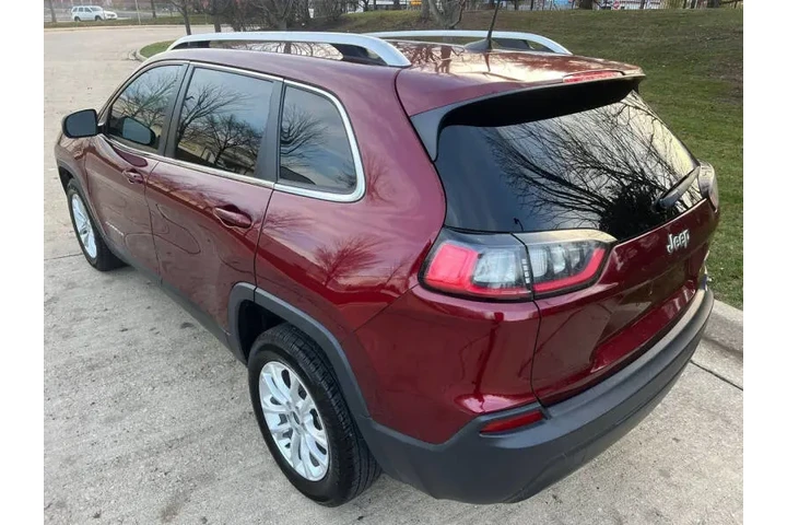$10997 : 2019 Cherokee Latitude image 6