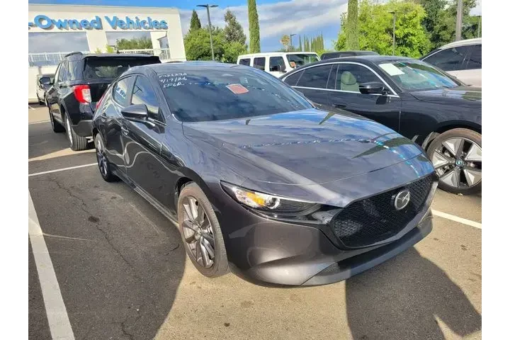 $23888 : Mazda Mazda3 Hatchback 2024 image 1