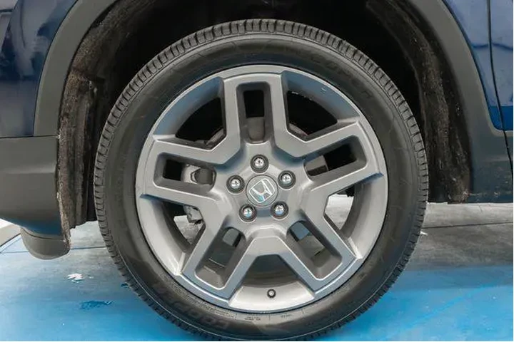 $31367 : Honda Passport 2022 AWD EX-L image 2