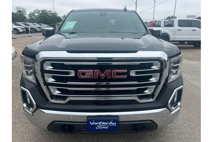 $35495 : GMC Sierra 1500 2020 4x4 SLT image 3