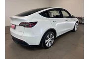 $29978 : Tesla Model Y 2021 AWD Long thumbnail