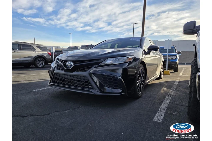 $16995 : Toyota Camry Hybrid 2023 SE image 1