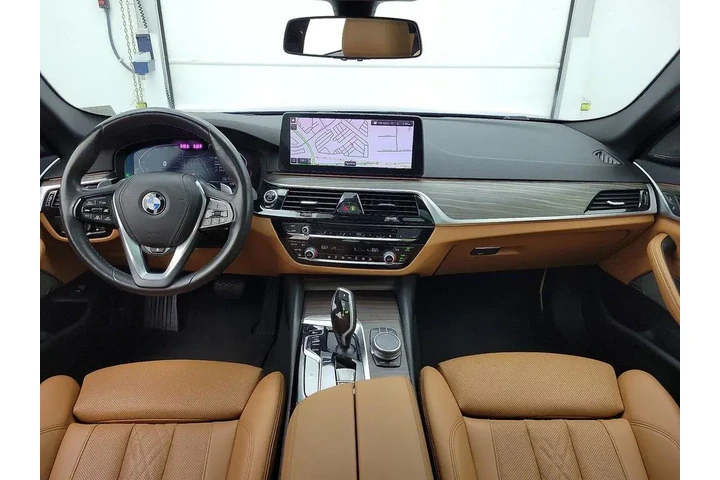 $31998 : BMW 5 Series 2022 530i 4dr S image 9