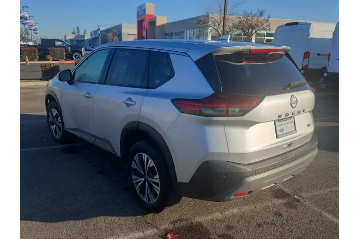 $17500 : Nissan Rogue 2023 SV 4dr Cro image 6