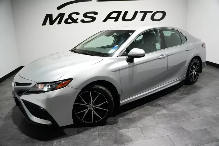 $24107 : 2021 Camry image 3