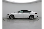 $37998 : Lexus ES 300h 2022 Luxury 4d thumbnail