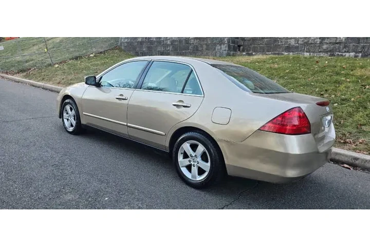 $2895 : 2006 Accord LX image 5