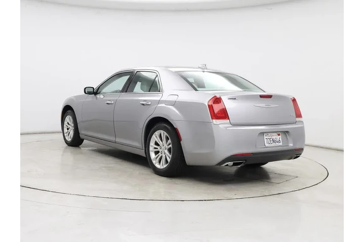 $15998 : Chrysler 300 2016 C 4dr Seda image 2