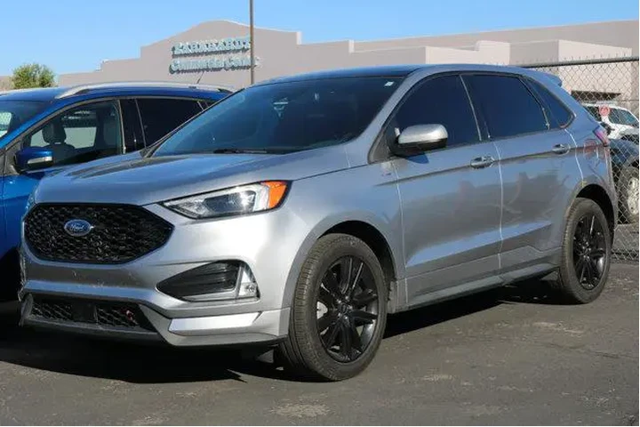 $30423 : Ford Edge 2023 AWD ST-Line 4 image 2