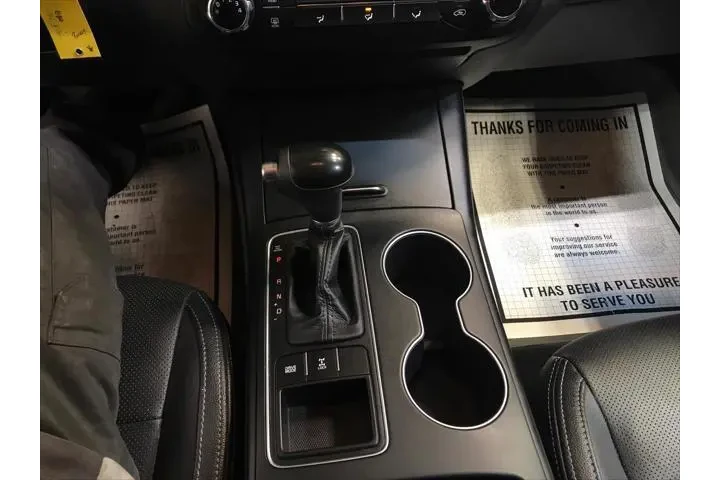 $14689 : Kia Sorento 2017 AWD LX V6 4 image 9