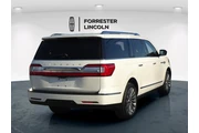 $32900 : Lincoln Navigator L 2019 4x4 thumbnail
