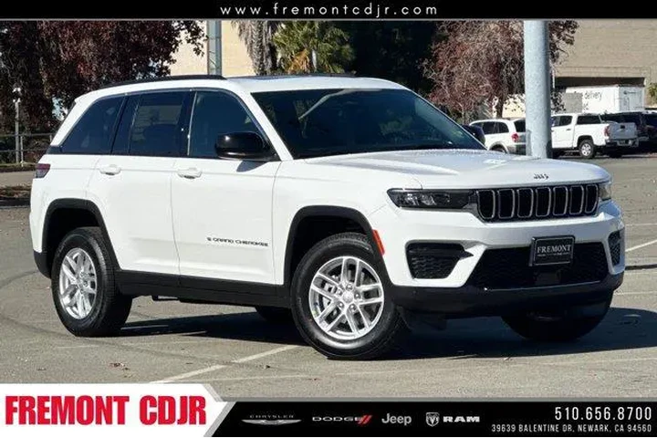 $31430 : Jeep Grand Cherokee 2025 4x2 image 1