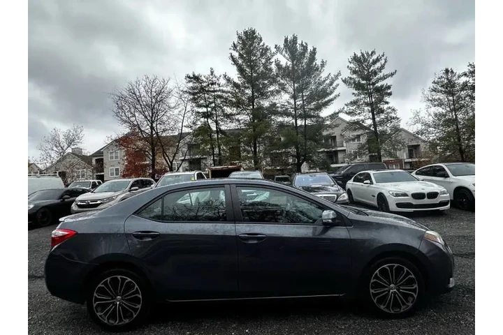 $9990 : 2015 Corolla L image 7