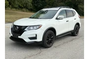 $7999 : 2017 Rogue SV thumbnail