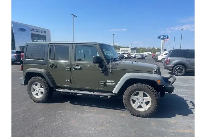 $16900 : Jeep Wrangler Unlimited 2016 image 4