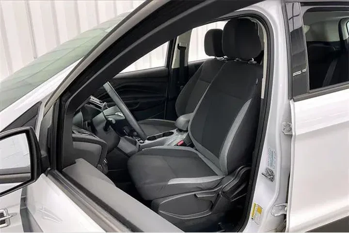 $7990 : Ford Escape 2015 S 4dr SUV image 8