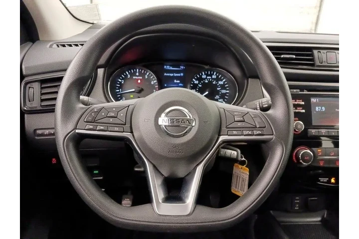 $15998 : Nissan Rogue Sport 2018 S 4d image 10