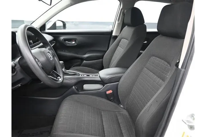 $20673 : Honda HR-V 2024 LX 4dr Cross image 7