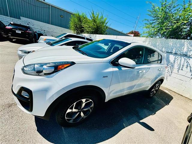 $17990 : 2021 KIA SPORTAGE2021 KIA SPO image 3