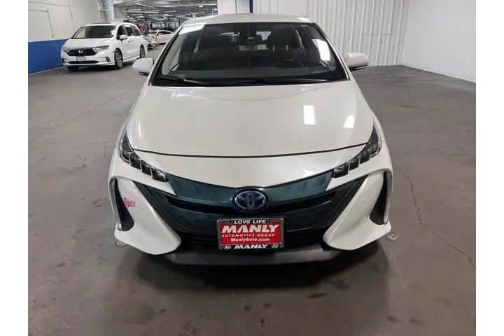 $16972 : Toyota Prius Prime 2017 Plus image 8