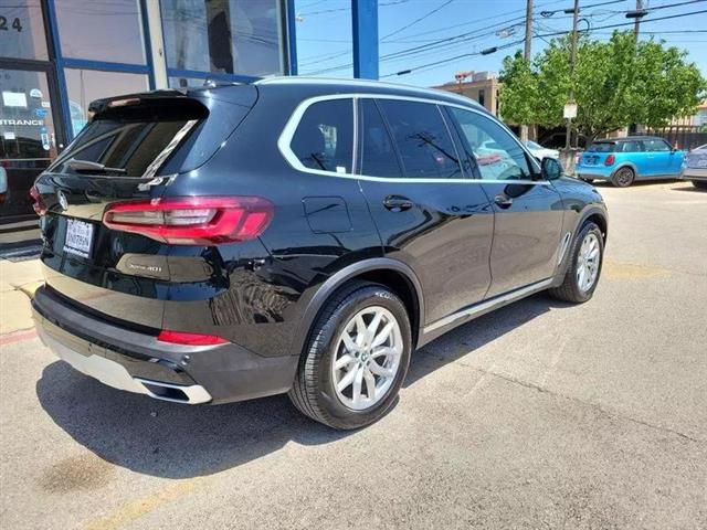 2022 BMW X5 xDrive40i image 8