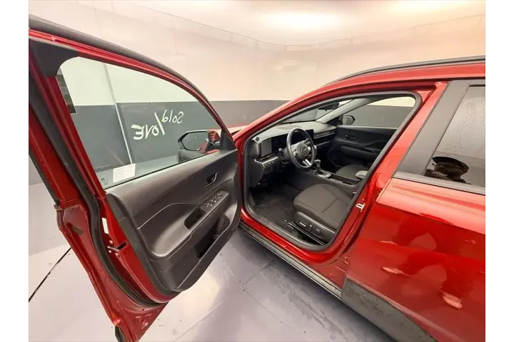 $23589 : Hyundai KONA 2025 SEL 4dr Cr image 8