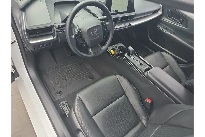 $29995 : Toyota Prius 2024 LE 4dr Hat image 7