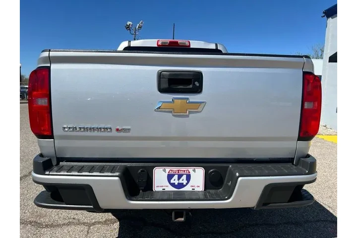 2018 Colorado Work Truck Crew image 6