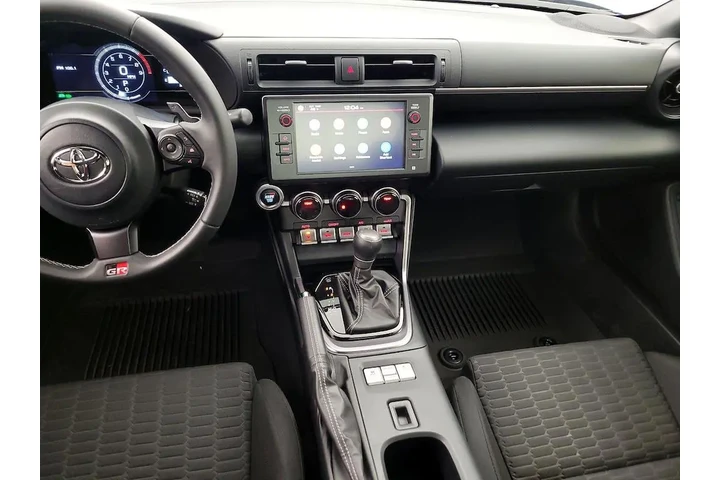$32998 : Toyota GR86 2024 2dr Coupe 6 image 9