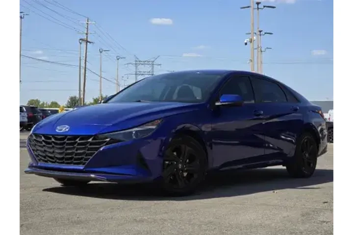 $16111 : 2022 Elantra image 2