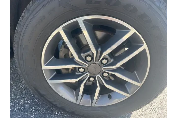 $16890 : Jeep Grand Cherokee 2019 4x4 image 8