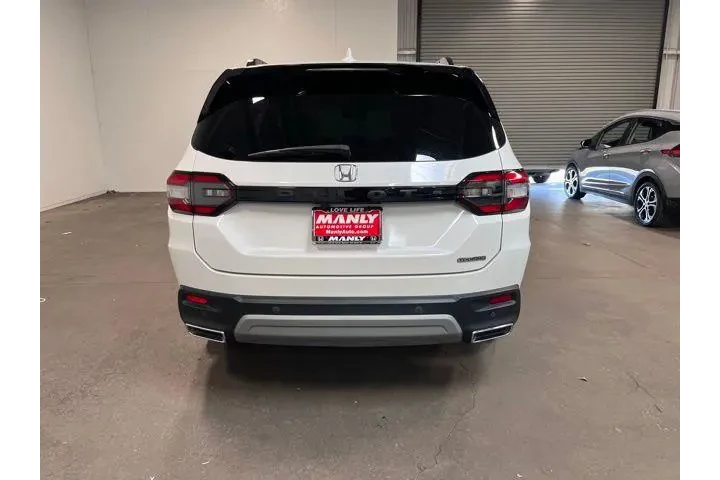 $39981 : Honda Pilot 2024 Touring 4dr image 6