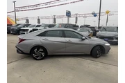$23193 : Hyundai ELANTRA 2025 Limited thumbnail