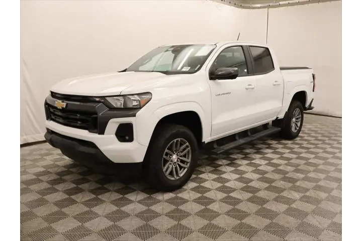 $30993 : Chevrolet Colorado 2023 4x4 image 1