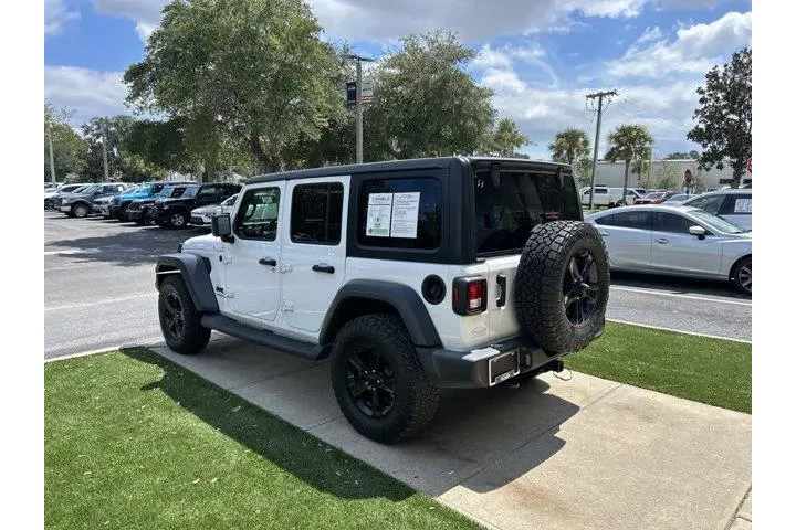 $24381 : Jeep Wrangler Unlimited 2020 image 5