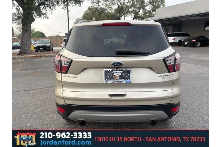 $13502 : Ford Escape 2017 Titanium 4d image 5