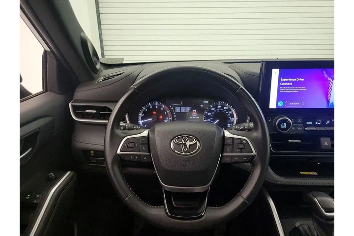 $35998 : Toyota Highlander 2023 AWD X image 10