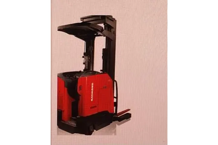 SE SOLICITA REACH FORKLIFT!!! image 1