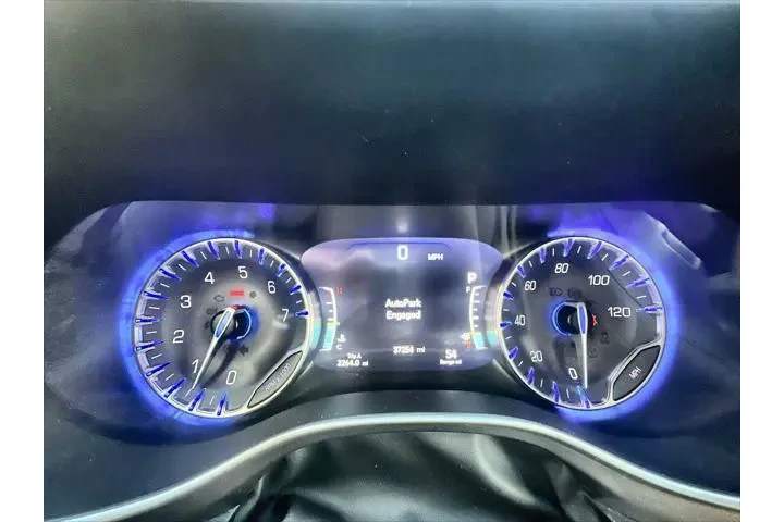 $29995 : Chrysler Pacifica 2021 Touri image 10